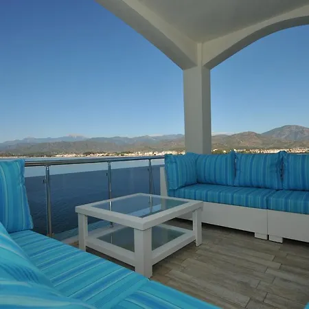 Vila Sovalye Island