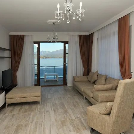 Sovalye Island Villa *