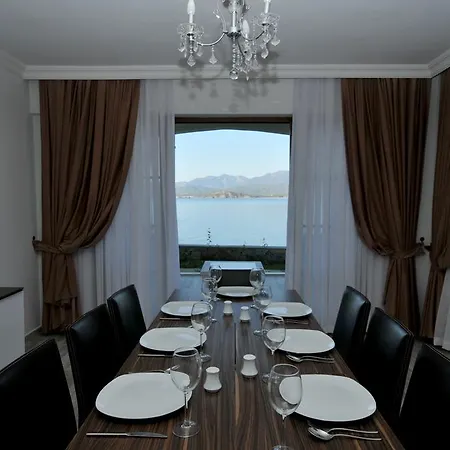 Sovalye Island Vila